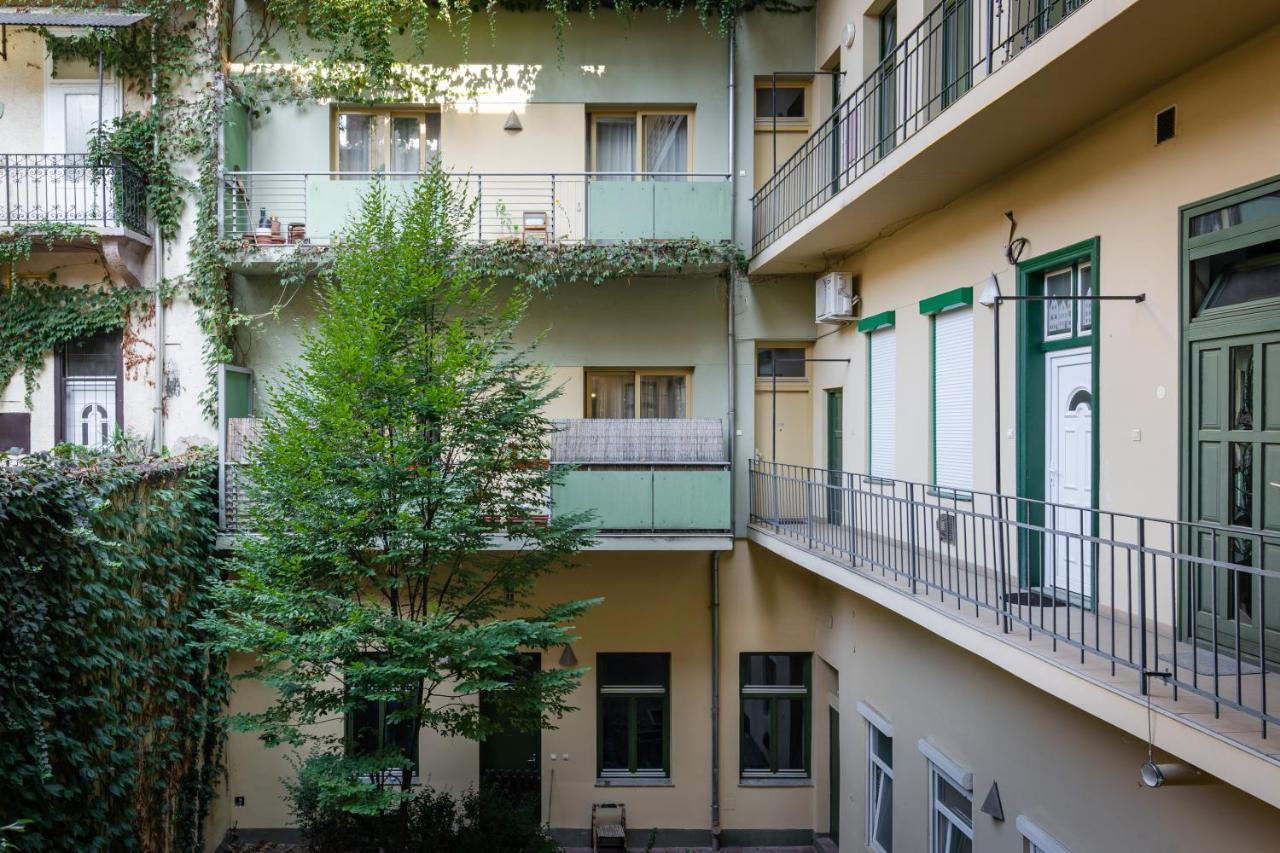 Stella Apartment Budapest Exteriör bild
